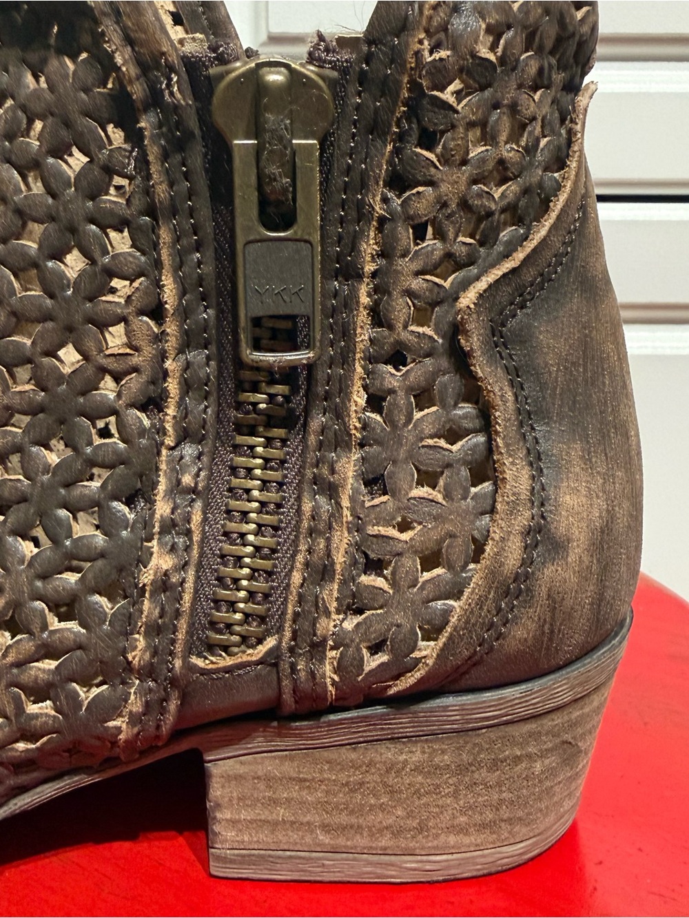 Women's Circle G by Corral Brown Leather Cutout Ankle Boot 8.5 - Picture 10 of 12